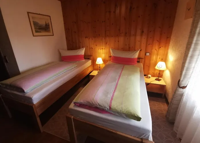 Adler بيت ضيافة Bannholz